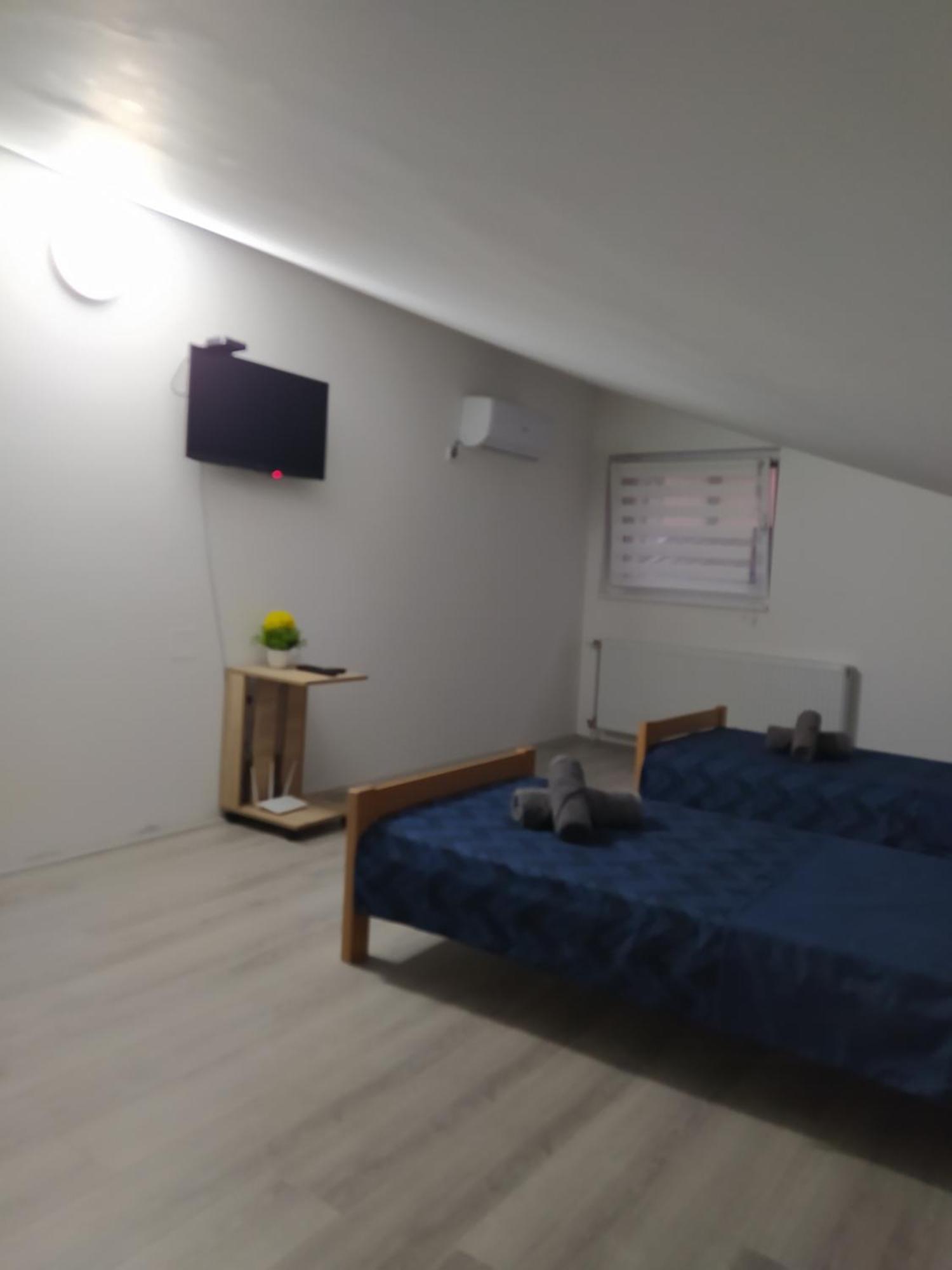 Lotus House Appartement Zrenjanin Kamer foto